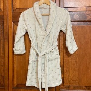 Kensie Girl Soft Bath Robe With Silver Hearts Small 6X